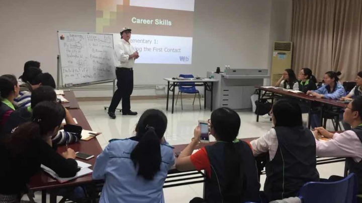 东莞凤岗嘉辉塑胶五金有限公司图片3